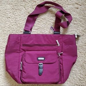 Baggallini travel tote